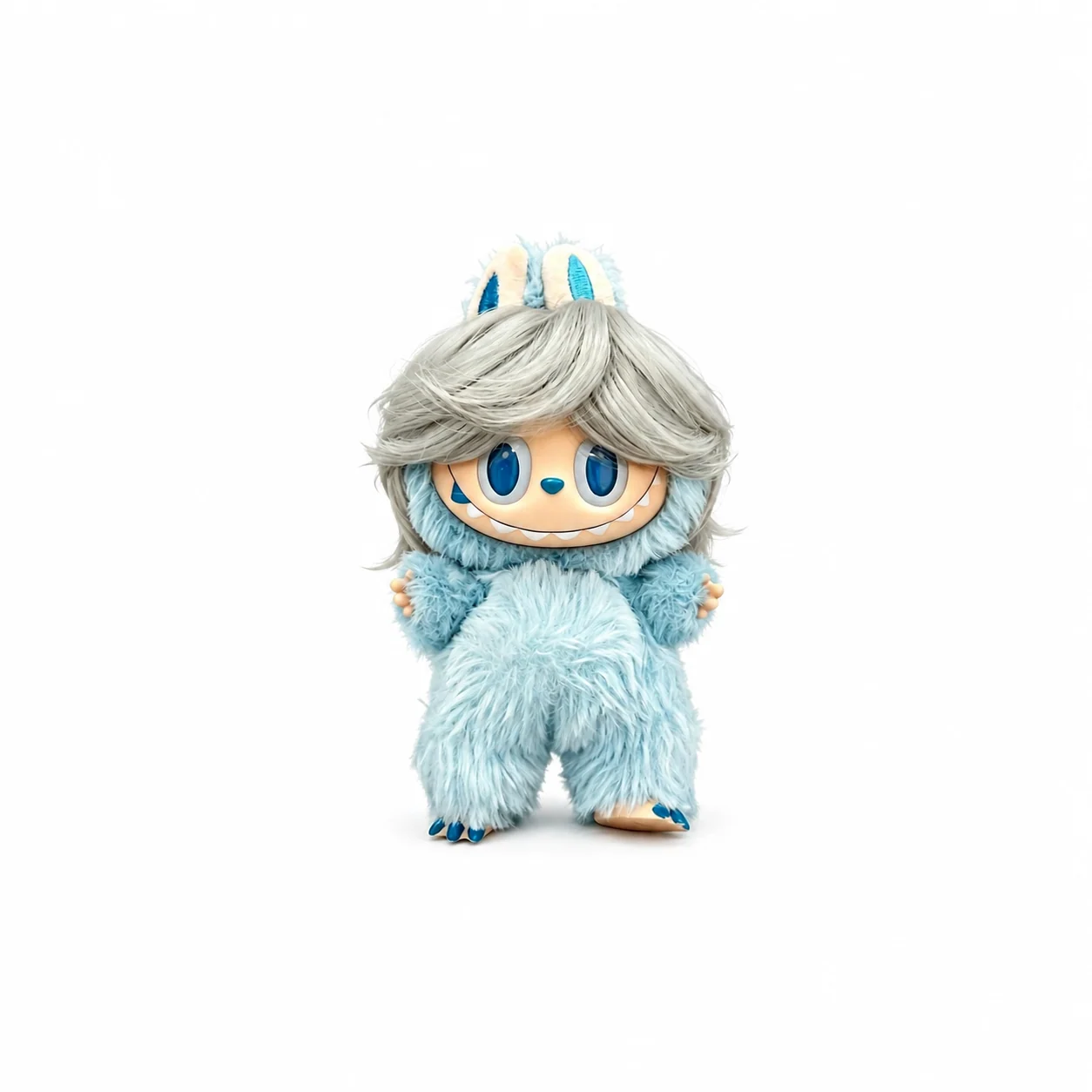 Silver Gray collectible doll wig compatible with 17cm collectible 17cm dolls, white background product image